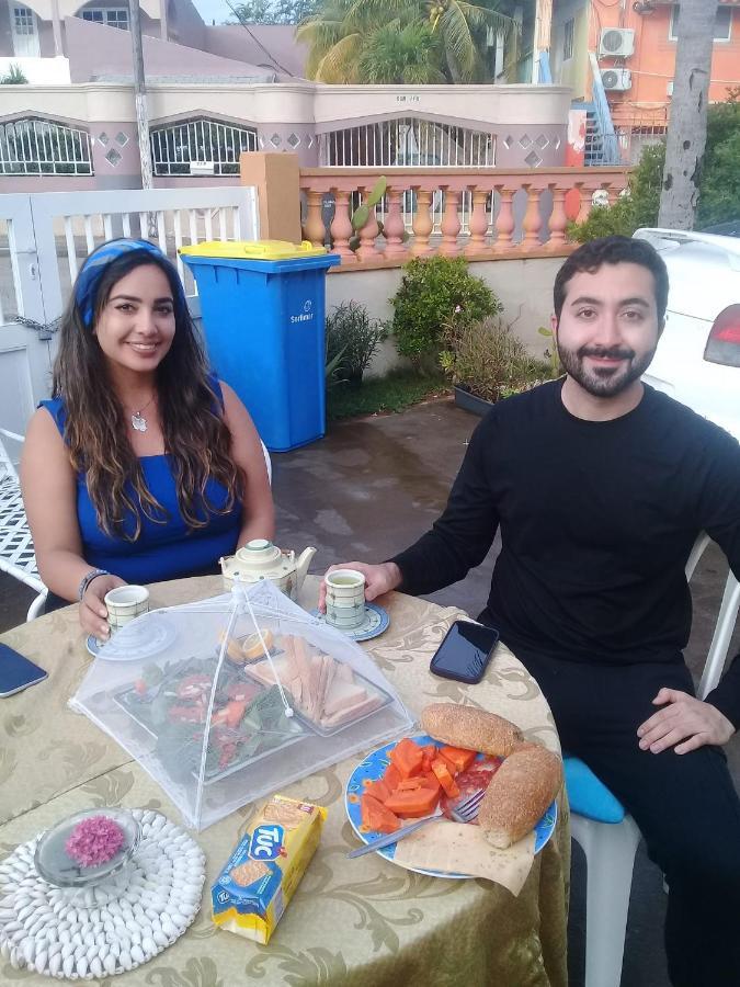 Aruba Backpackers Lägenhet Oranjestad Exteriör bild